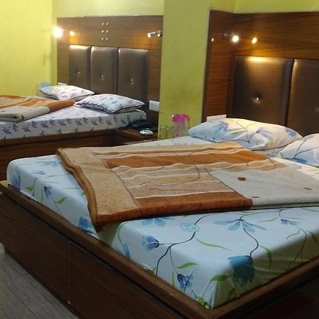 Hotel Brahma Kamal Джошімат Екстер'єр фото